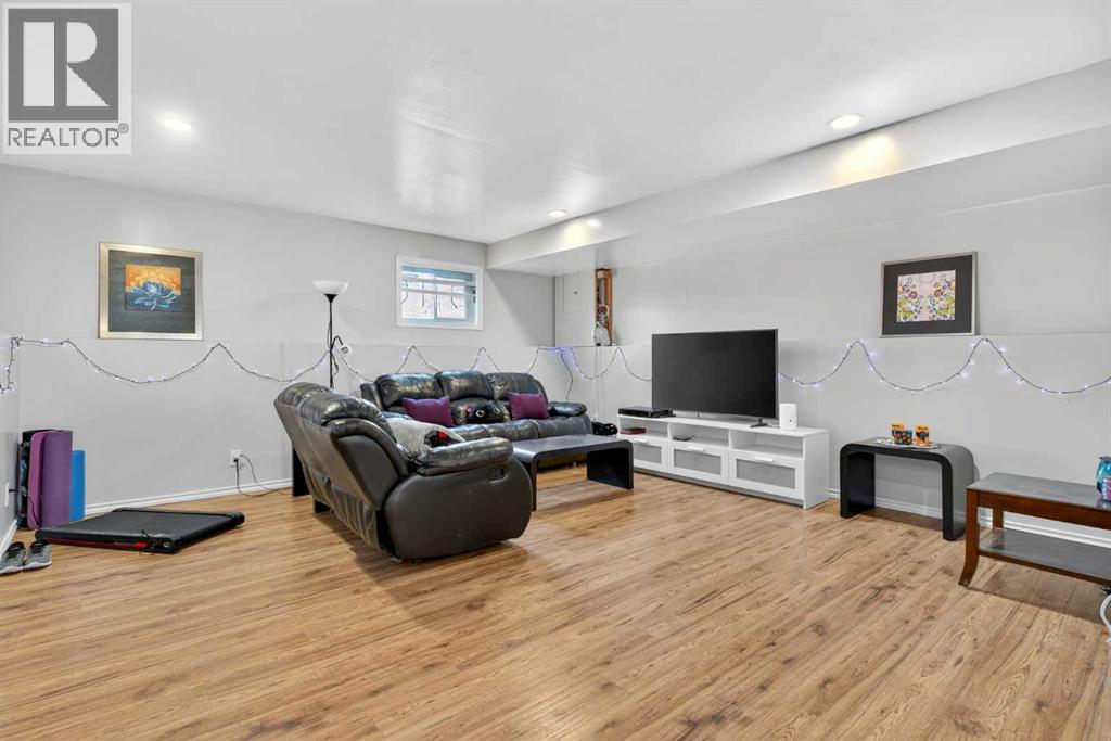 20 Martinview Road Ne, Calgary, Alberta  T3J 2X8 - Photo 32 - A2269965