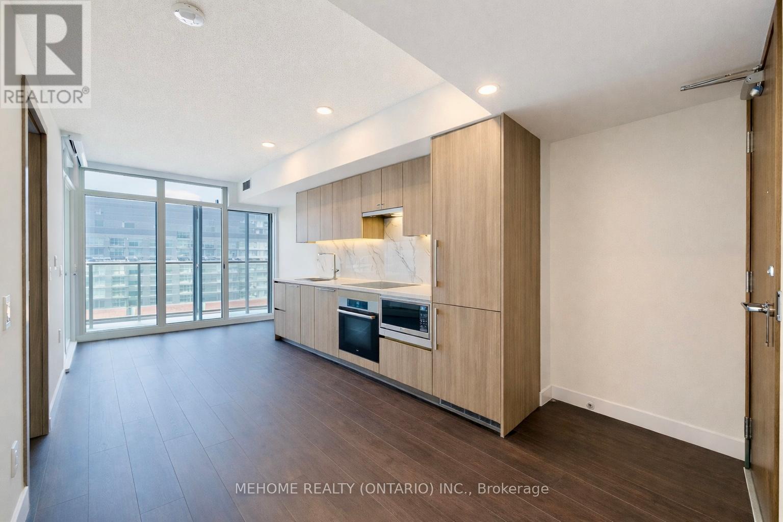 1712 - 3 Concord Cityplace Way, Toronto, Ontario  M5V 0X4 - Photo 2 - C12642282