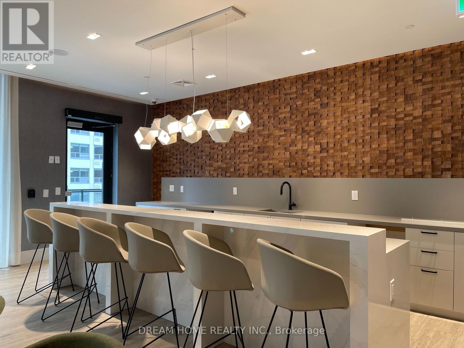 1502 - 65 Broadway Avenue, Toronto, Ontario  M4P 1T9 - Photo 16 - C12642290