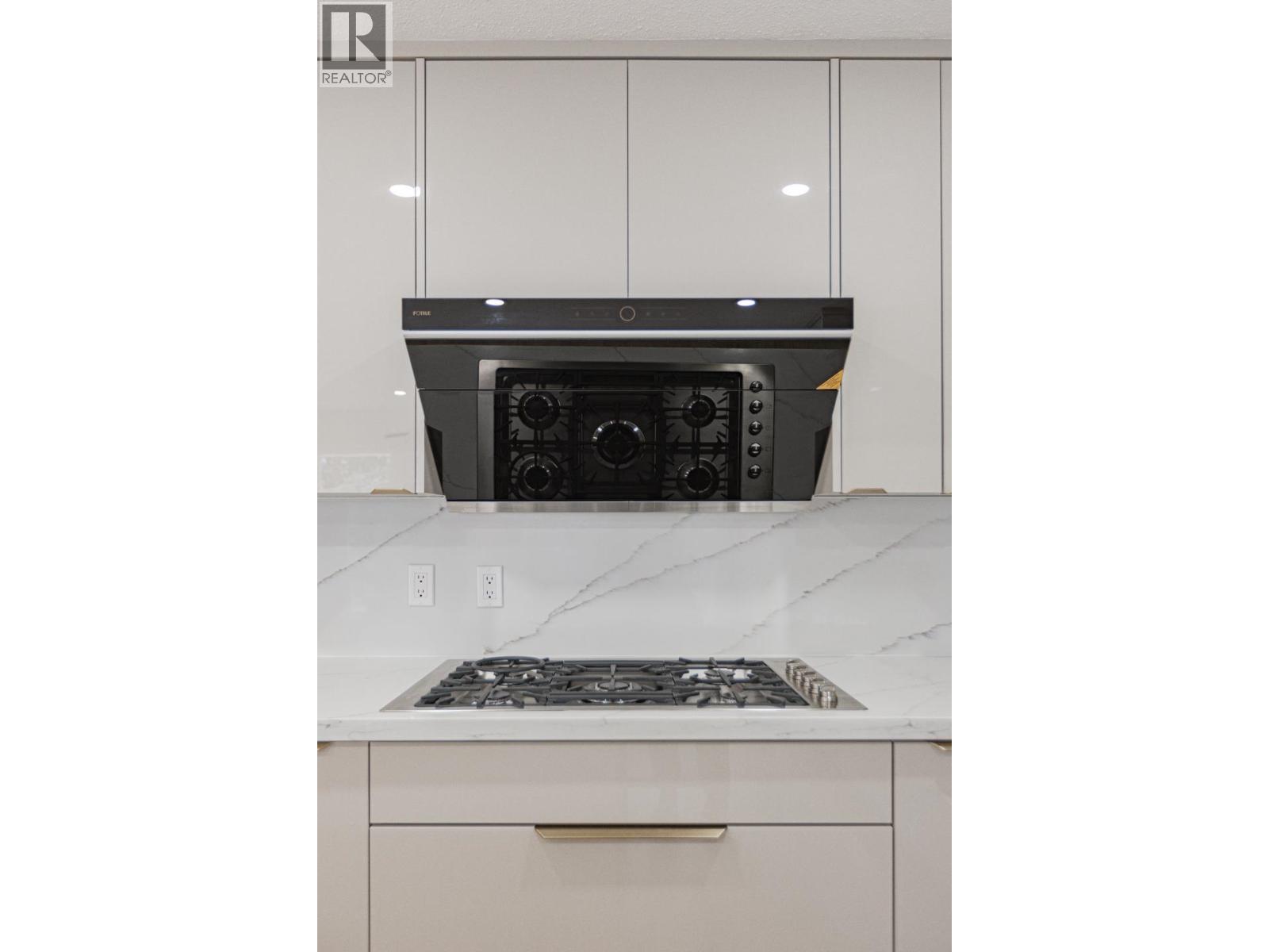 6220 Garnet Drive, Richmond, British Columbia  V7C 5B5 - Photo 9 - R3054622