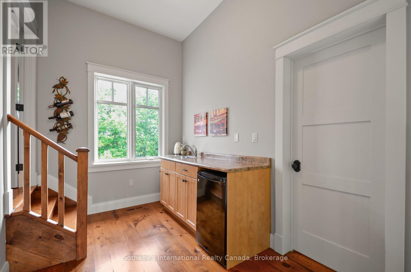 108 Hemlock Court, Blue Mountains, Ontario  L9Y 0T3 - Photo 30 - X12404188