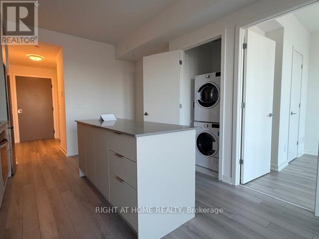 1505 - 3071 Trafalgar Road, Oakville, Ontario  L6H 8C6 - Photo 14 - W12642280