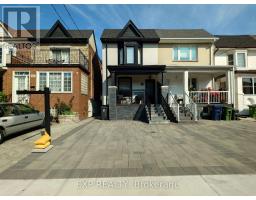 36 TALBOT STREET, Toronto, Ontario