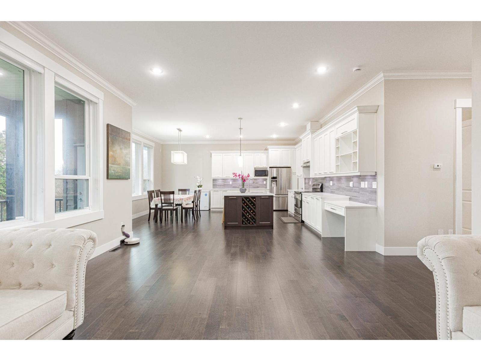 20653 85 Avenue, Langley, British Columbia  V2Y 0R9 - Photo 3 - R3074415