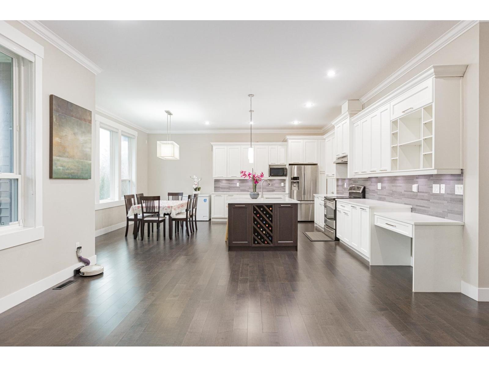 20653 85 Avenue, Langley, British Columbia  V2Y 0R9 - Photo 2 - R3074415