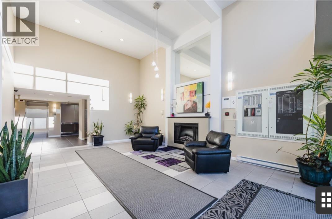 9288  University Crescent, Burnaby, British Columbia  V5A 4X7 - Photo 10 - R3070548