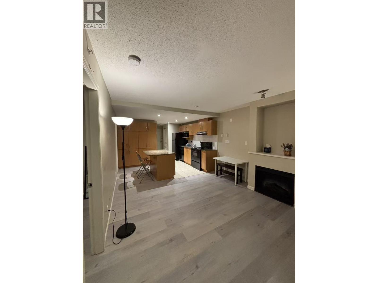 9288  University Crescent, Burnaby, British Columbia  V5A 4X7 - Photo 19 - R3070548