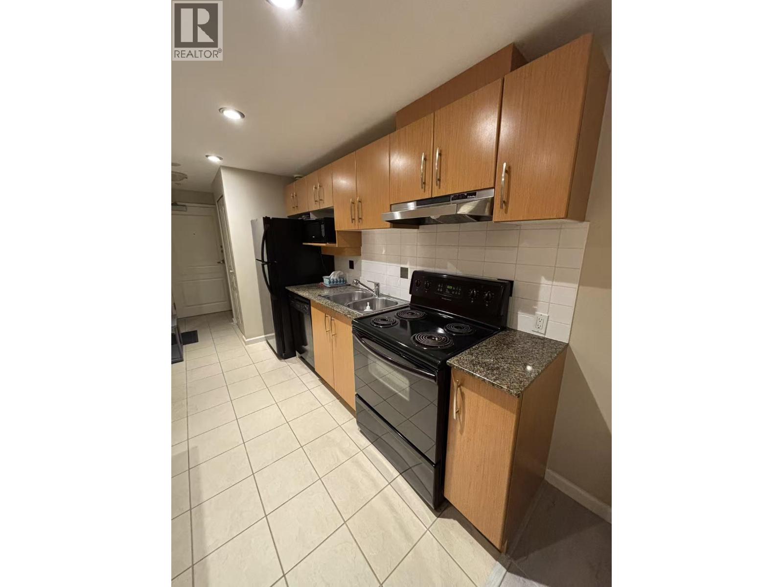 9288  University Crescent, Burnaby, British Columbia  V5A 4X7 - Photo 16 - R3070548