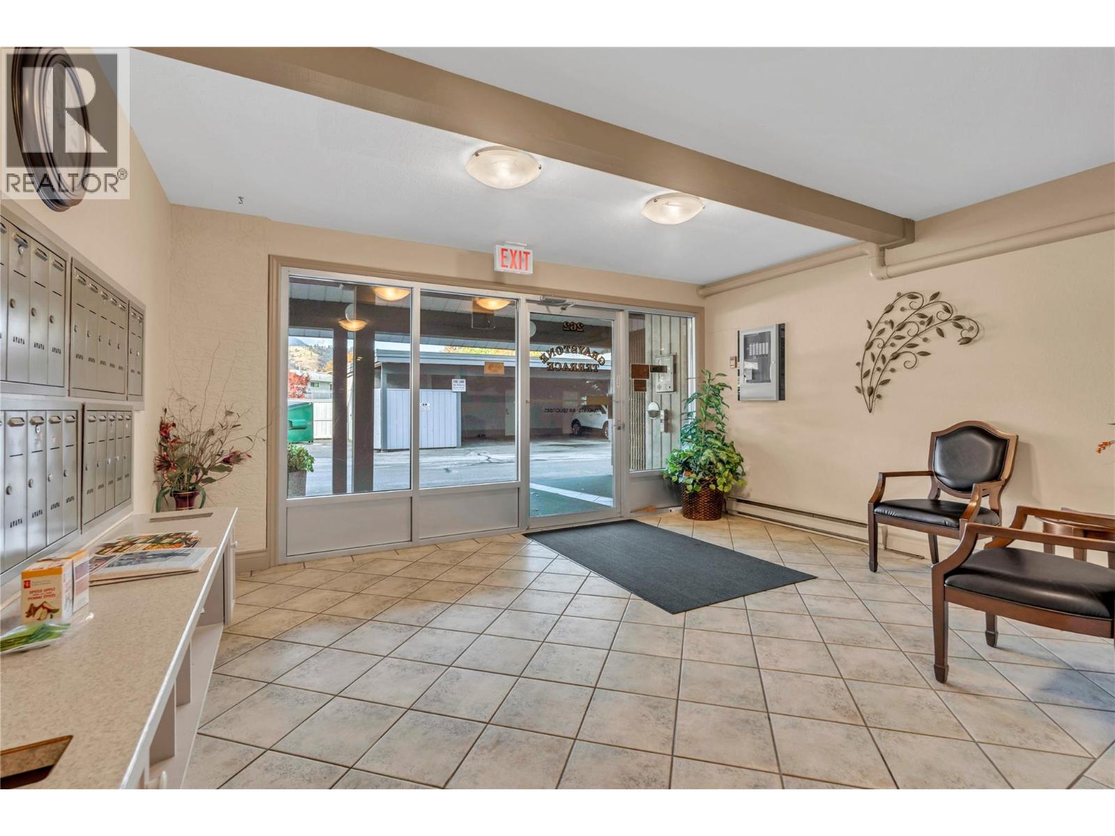 201-262 Kinney Avenue, Penticton, British Columbia  V2A 6R6 - Photo 19 - 10367599