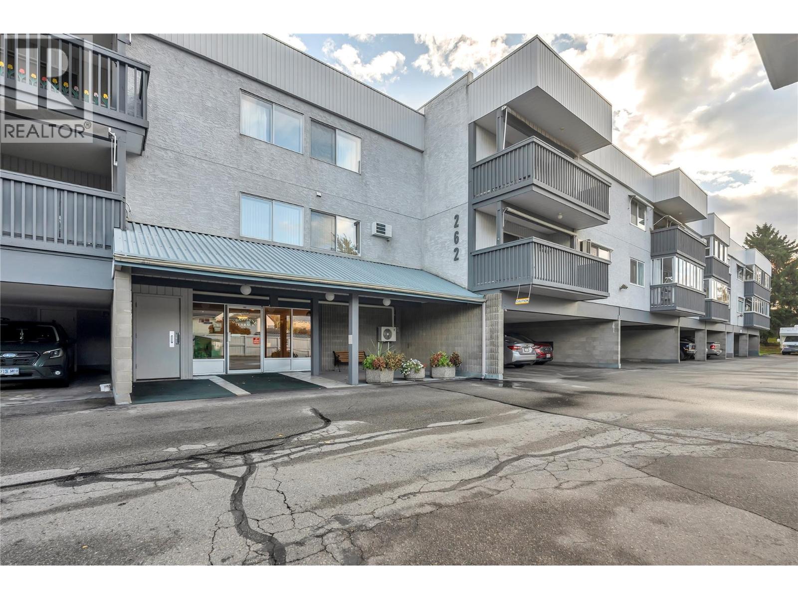 201-262 Kinney Avenue, Penticton, British Columbia  V2A 6R6 - Photo 23 - 10367599