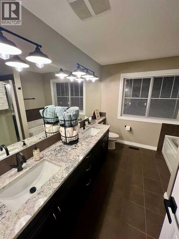 2117 Reunion Boulevard Nw, Airdrie, Alberta  T4B 0J2 - Photo 18 - A2275450