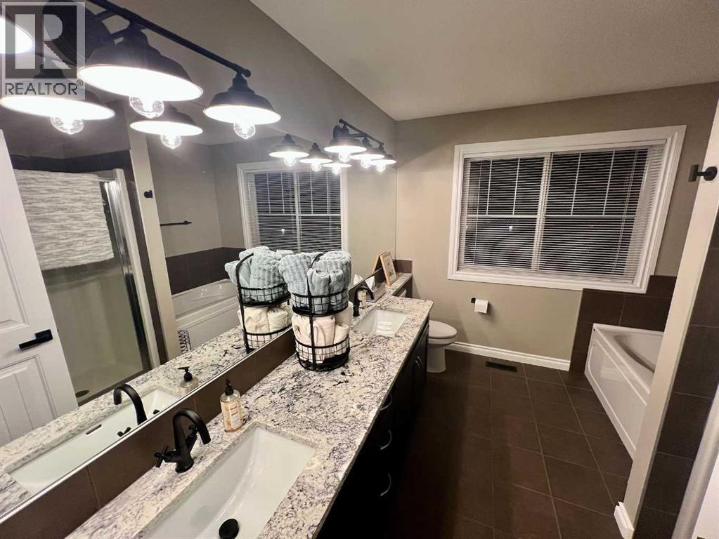 2117 Reunion Boulevard Nw, Airdrie, Alberta  T4B 0J2 - Photo 19 - A2275450