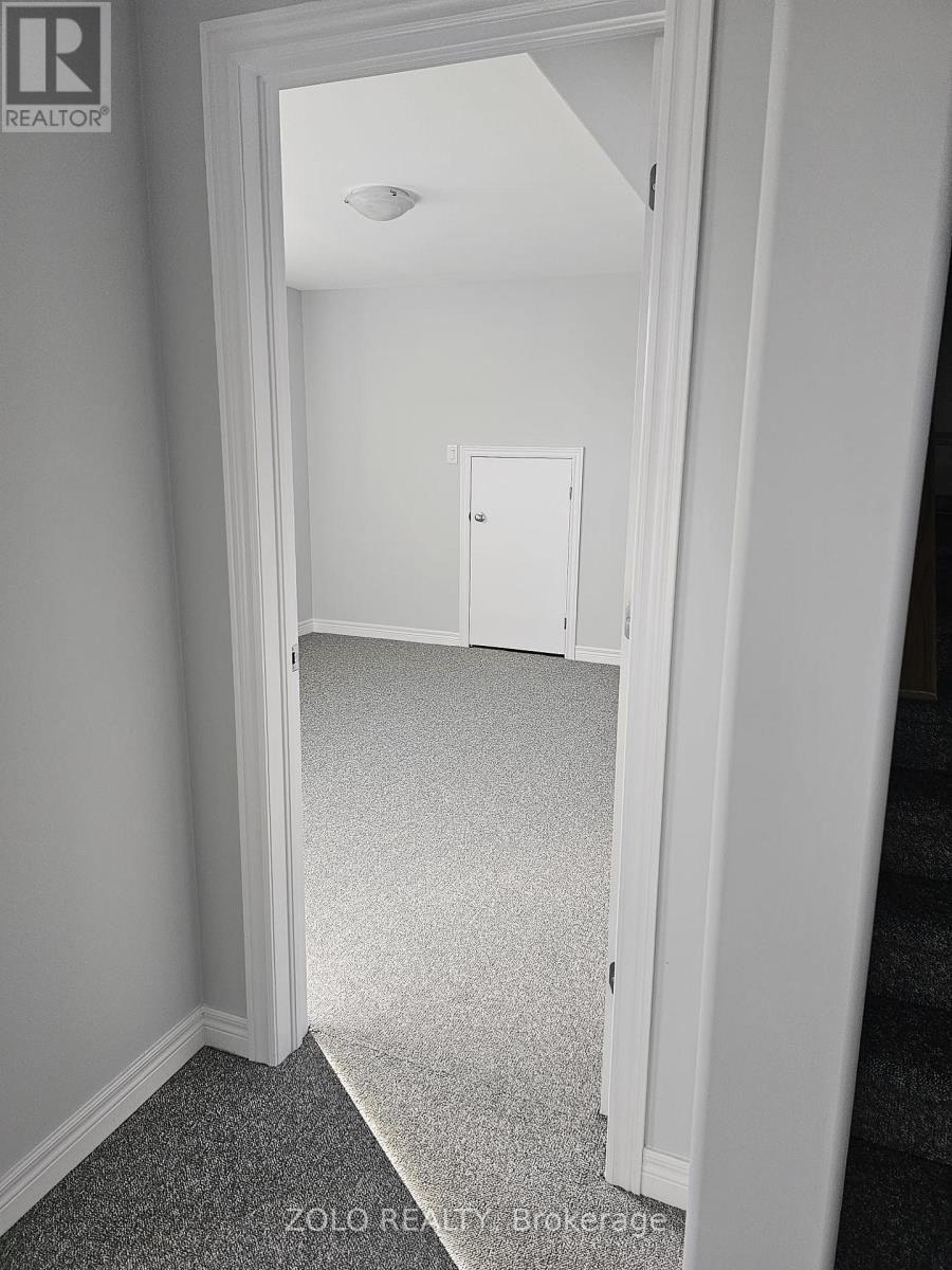 48 York Drive, Peterborough, Ontario  K9K 0H1 - Photo 3 - X12640114