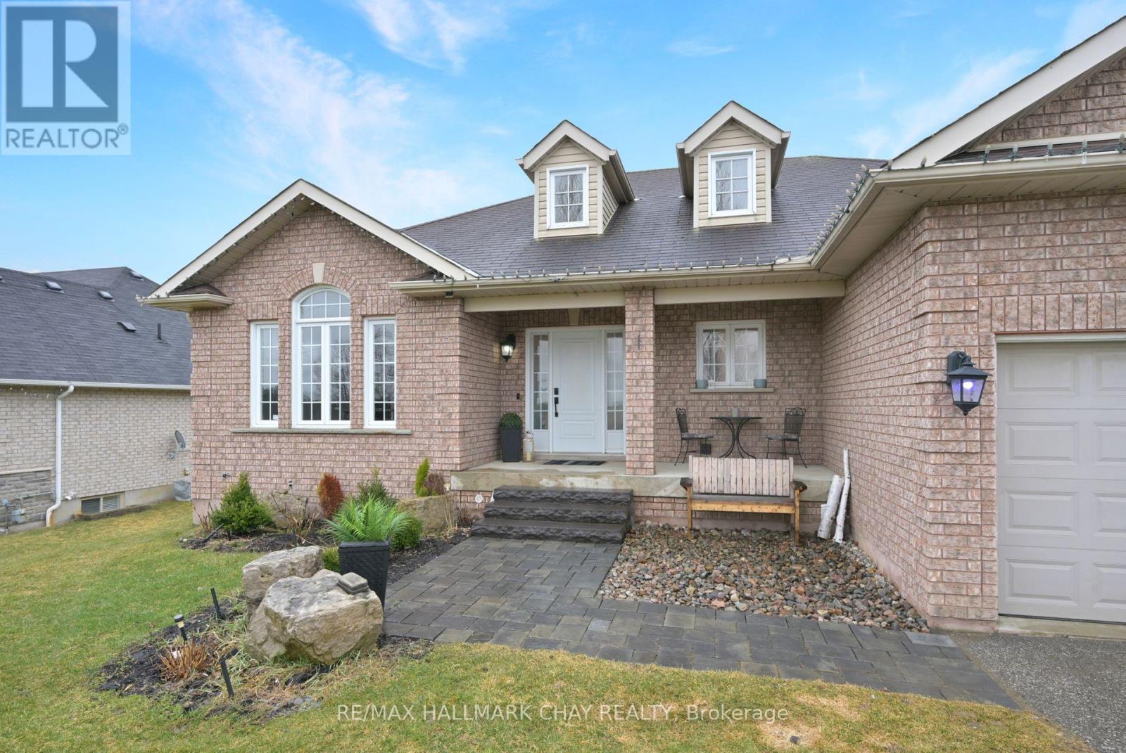7629 Keenansville Road, Adjala-Tosorontio, Ontario  L0G 1W0 - Photo 3 - N12461685