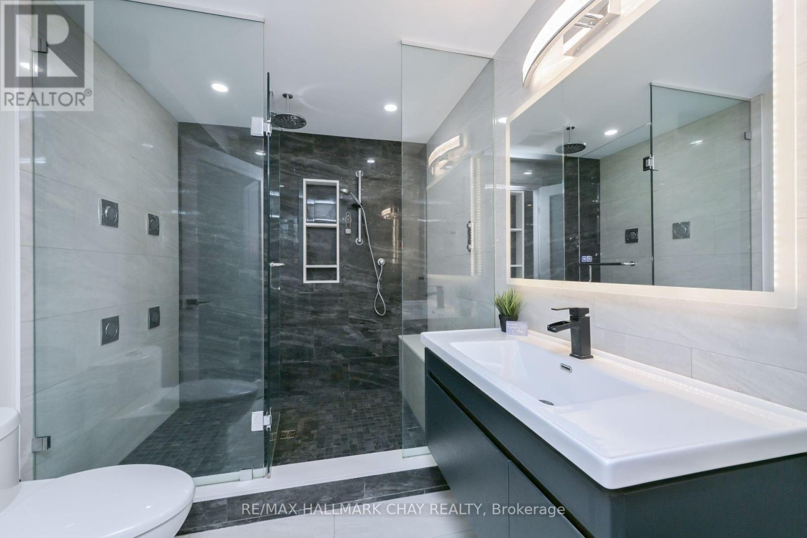 7629 Keenansville Road, Adjala-Tosorontio, Ontario  L0G 1W0 - Photo 26 - N12461685