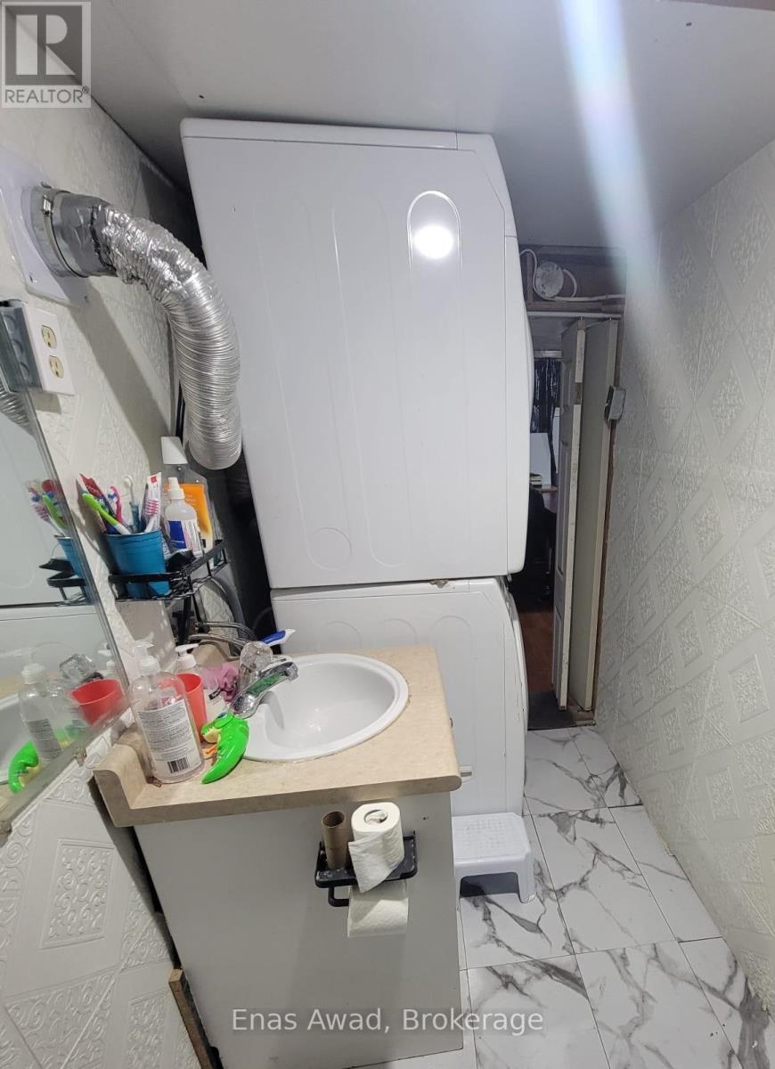 724 Third Avenue, Peterborough, Ontario  K9J 4P3 - Photo 37 - X12402402