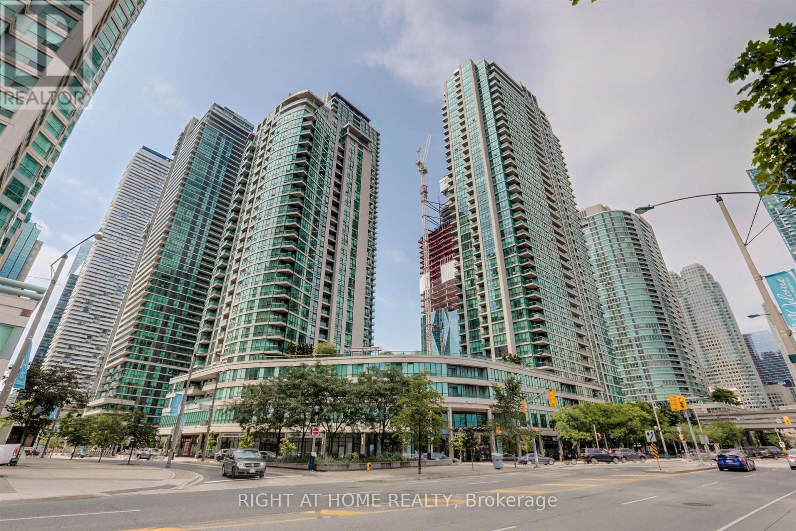 3805 - 16 YONGE STREET, Toronto, Ontario