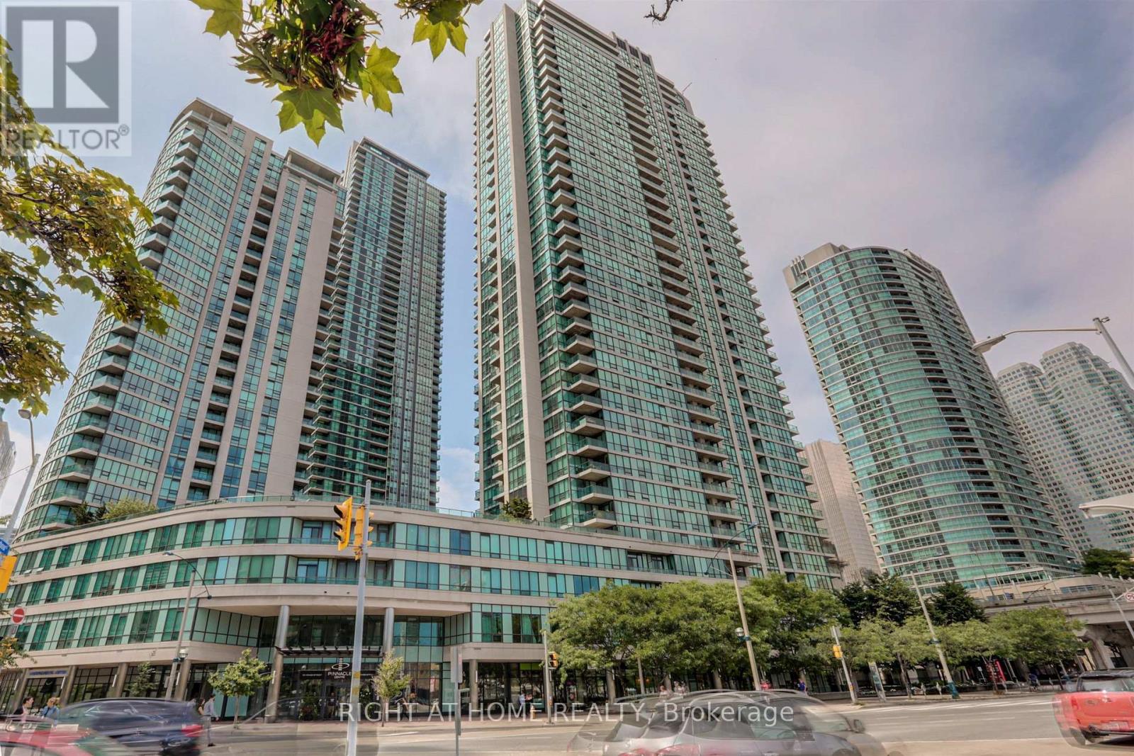 3805 - 16 Yonge Street, Toronto, Ontario  M5E 2A1 - Photo 2 - C12642314