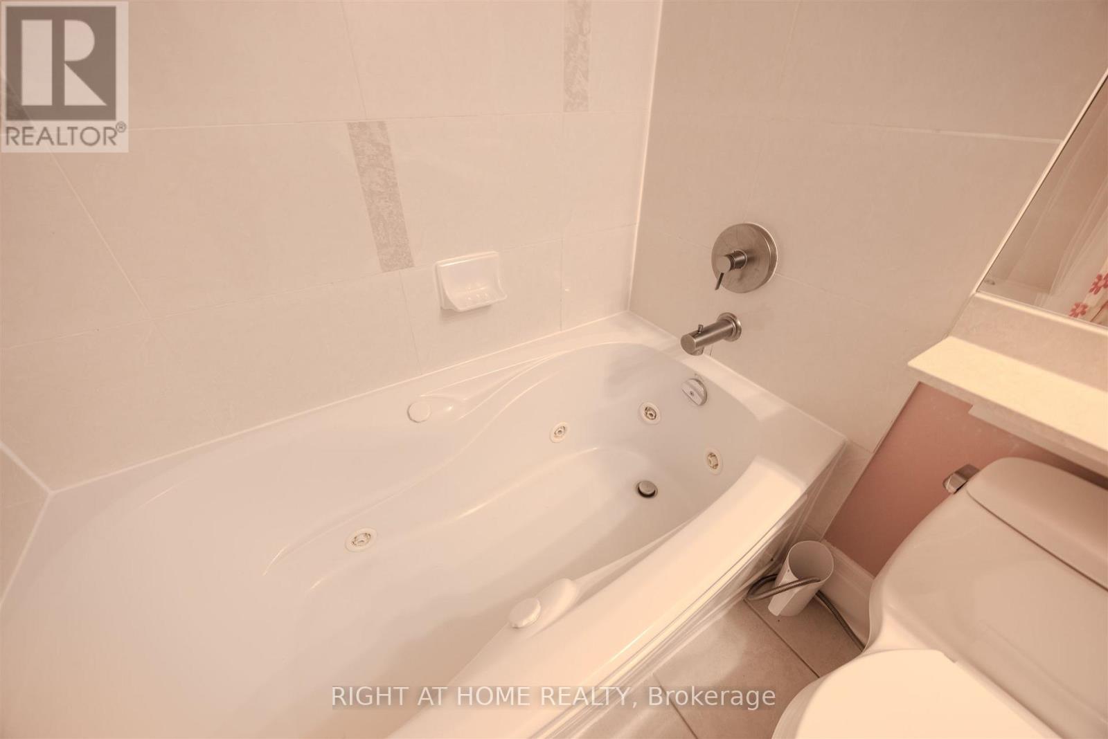 3805 - 16 Yonge Street, Toronto, Ontario  M5E 2A1 - Photo 25 - C12642314