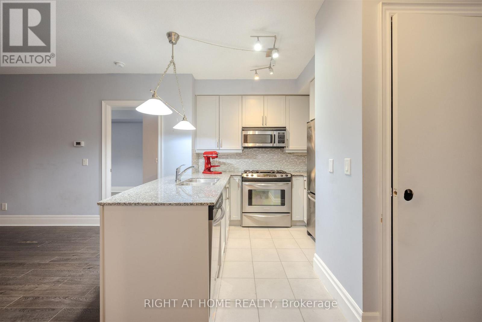 3805 - 16 Yonge Street, Toronto, Ontario  M5E 2A1 - Photo 6 - C12642314