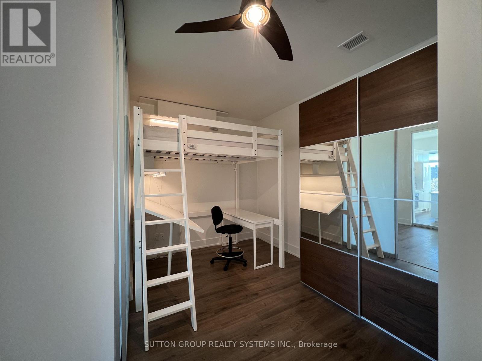 716 - 111 St Clair Avenue W, Toronto, Ontario  M4V 1N5 - Photo 17 - C12642328