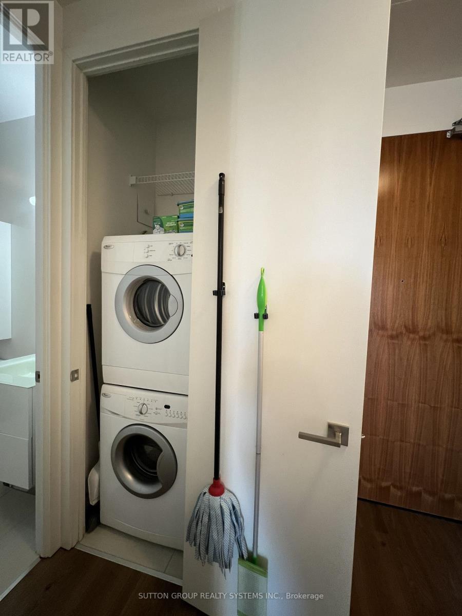 716 - 111 St Clair Avenue W, Toronto, Ontario  M4V 1N5 - Photo 19 - C12642328