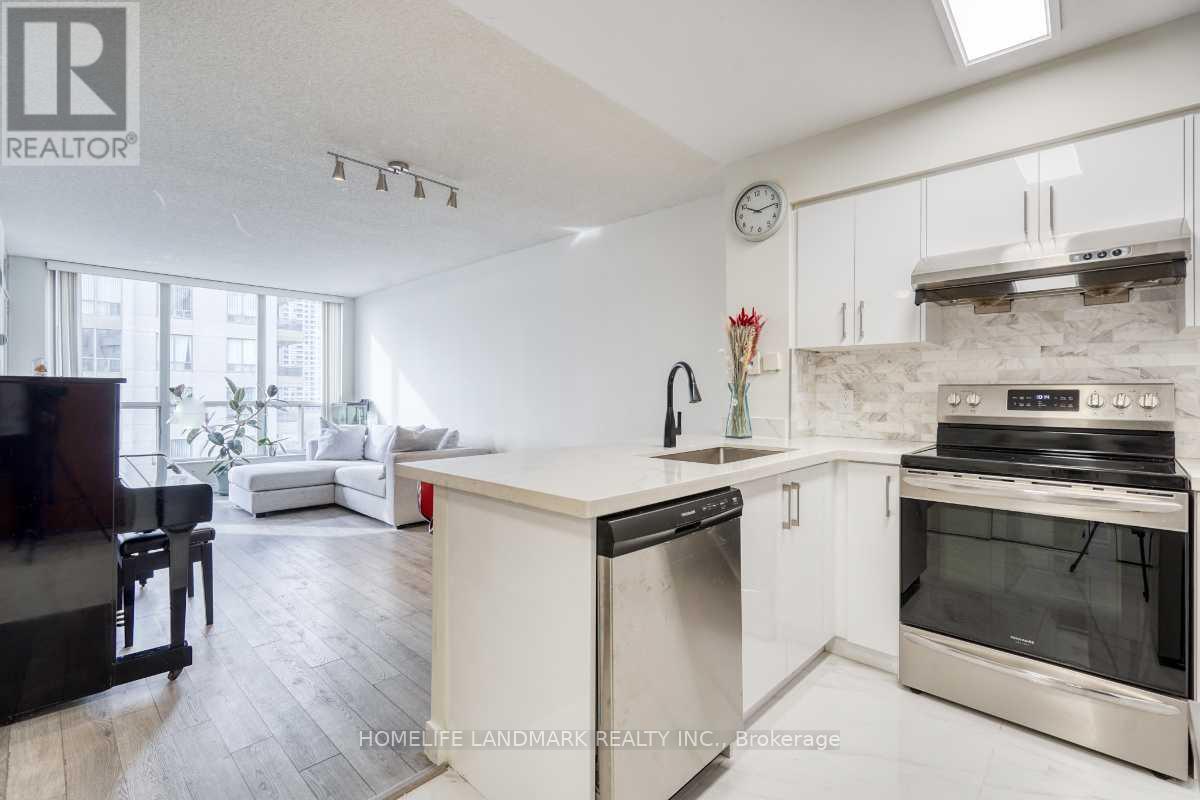 1503 - 260 Doris Avenue, Toronto, Ontario  M2N 6X9 - Photo 8 - C12642332