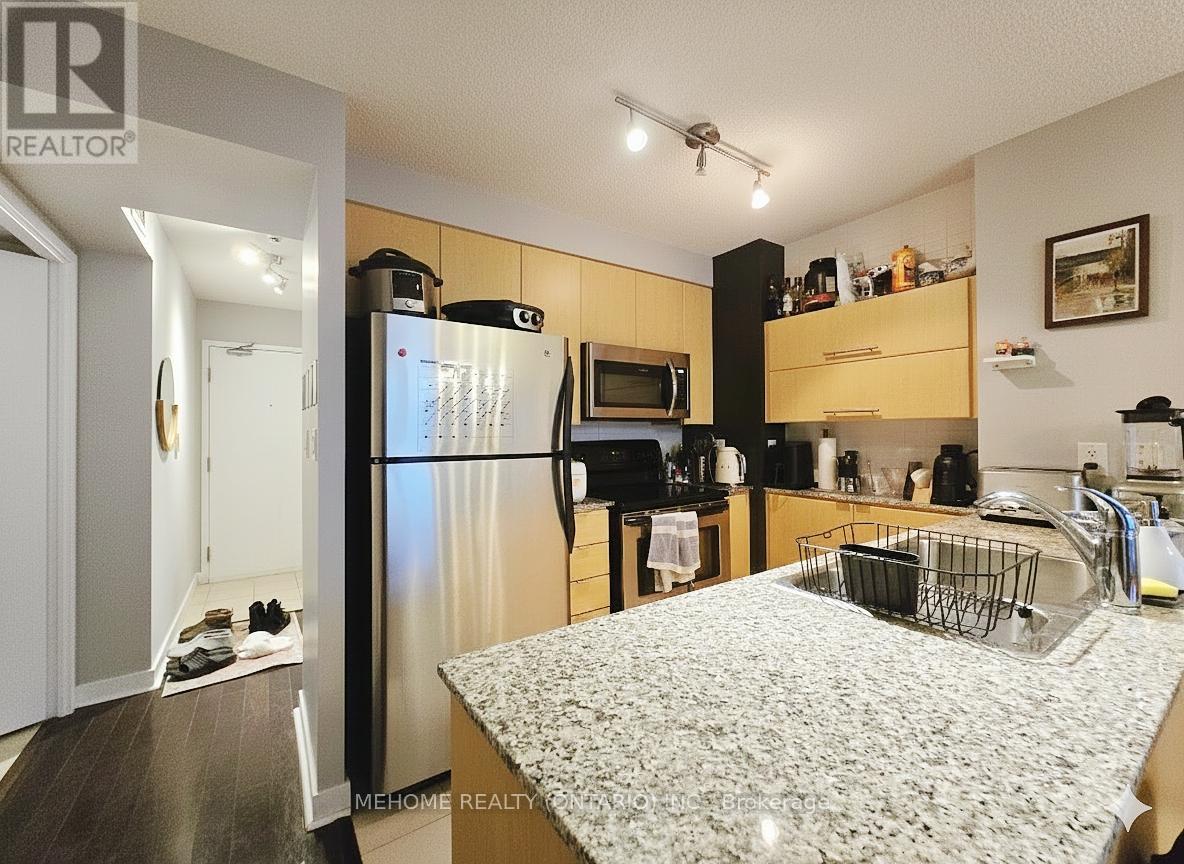 2302 - 11 Brunel Court, Toronto, Ontario  M5V 3Y3 - Photo 13 - C12642334