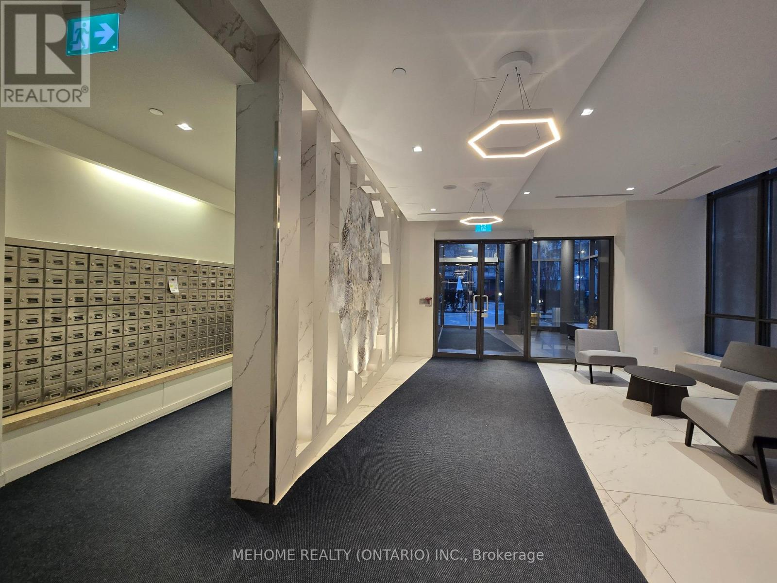 2302 - 11 Brunel Court, Toronto, Ontario  M5V 3Y3 - Photo 4 - C12642334