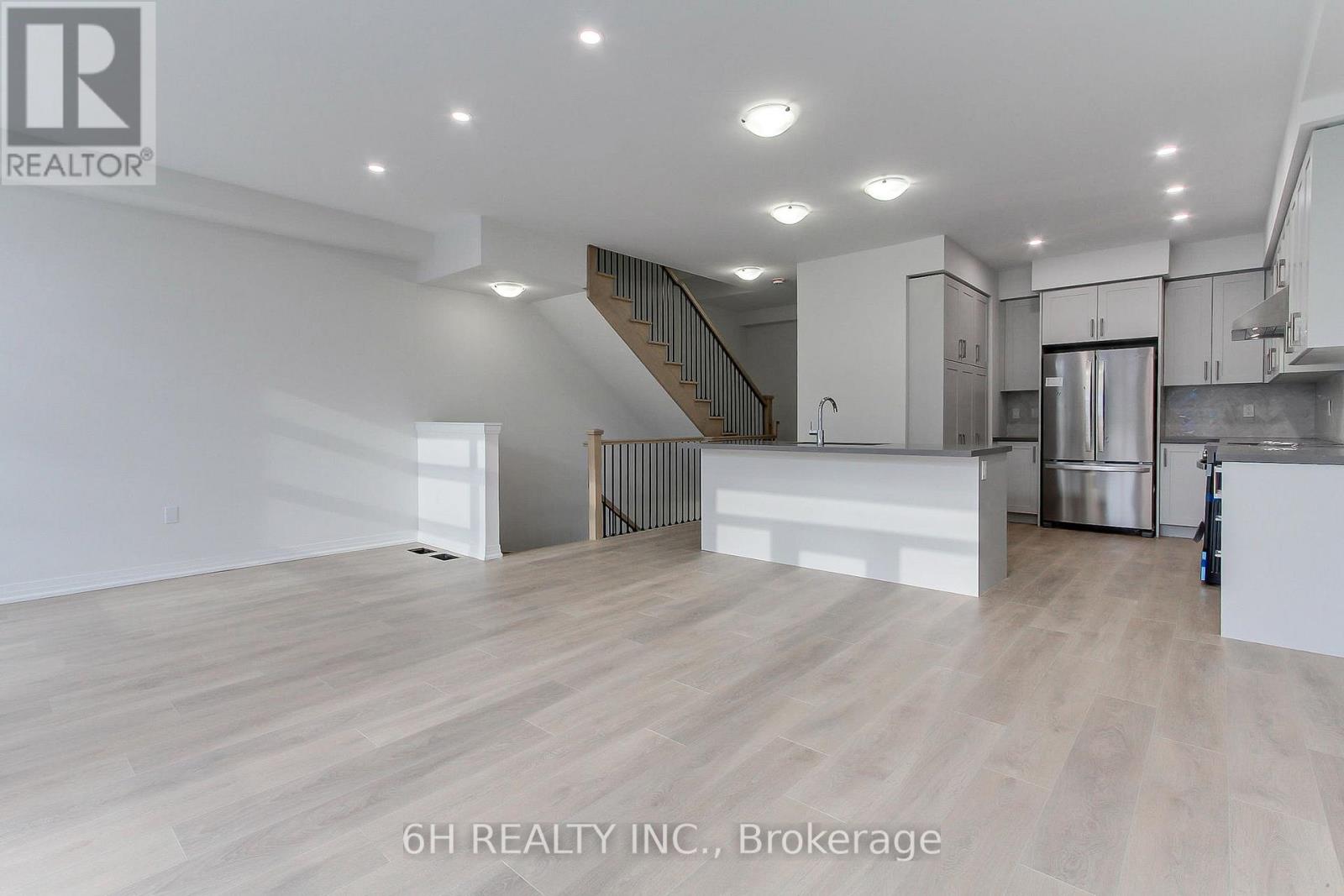 Lot 31 - 42 Harold Wilson Lane, Richmond Hill, Ontario  L4S 1N5 - Photo 14 - N12642320