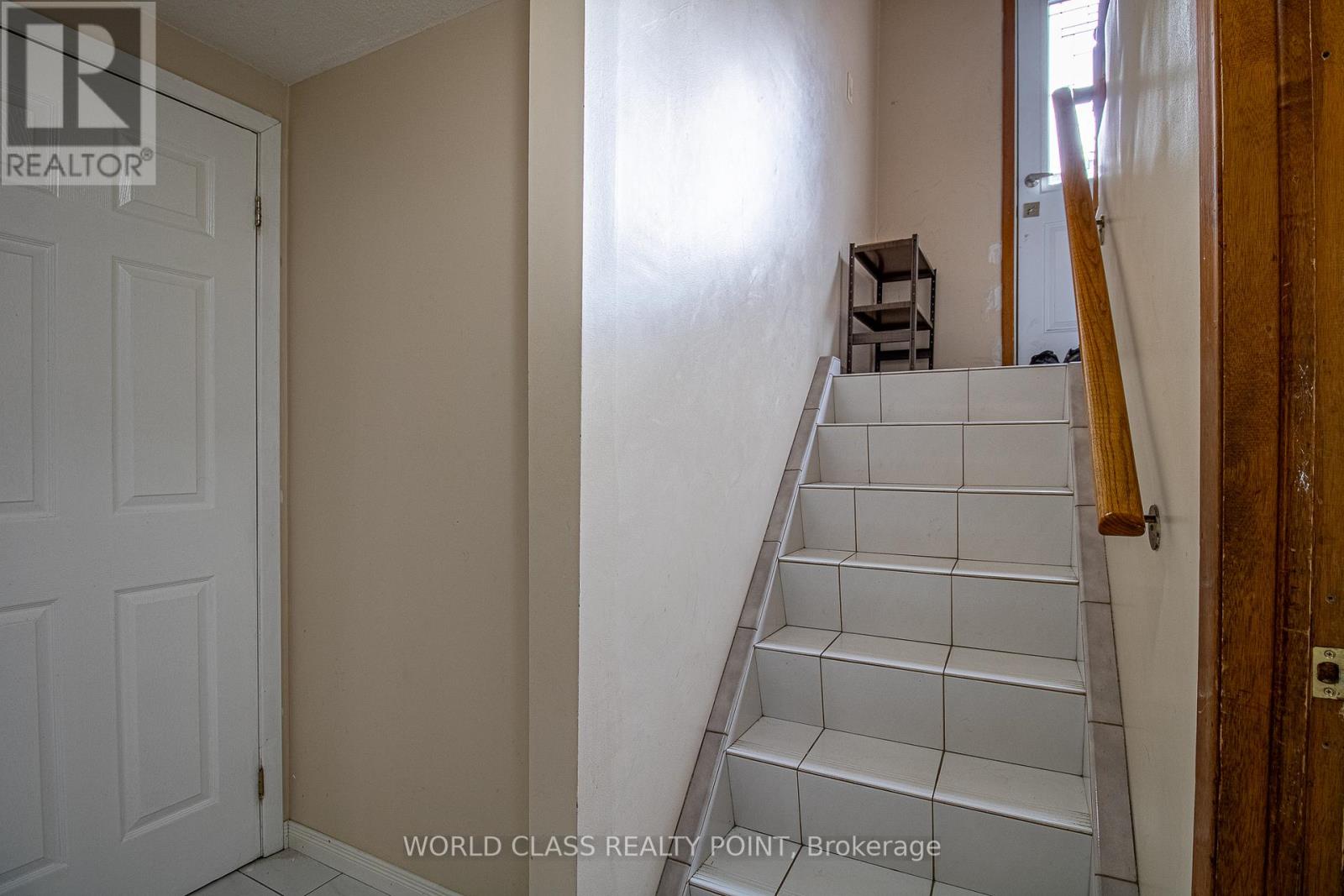 3209 Weston Road, Toronto, Ontario  M9M 2T4 - Photo 14 - W12642306