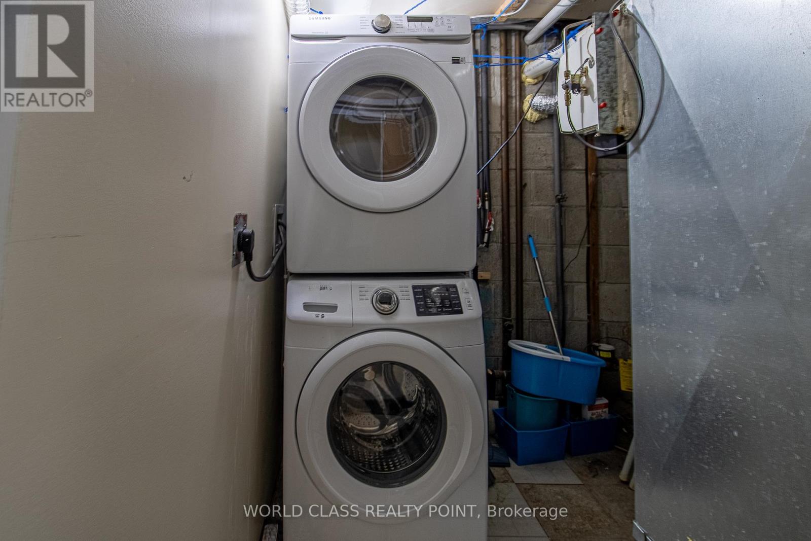 3209 Weston Road, Toronto, Ontario  M9M 2T4 - Photo 15 - W12642306