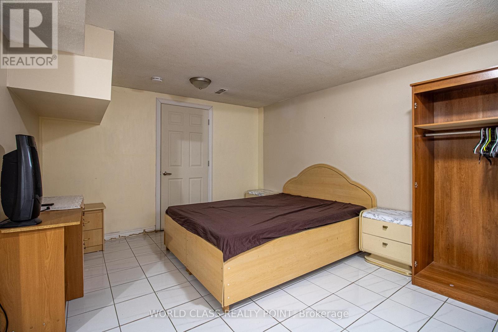 3209 Weston Road, Toronto, Ontario  M9M 2T4 - Photo 18 - W12642306