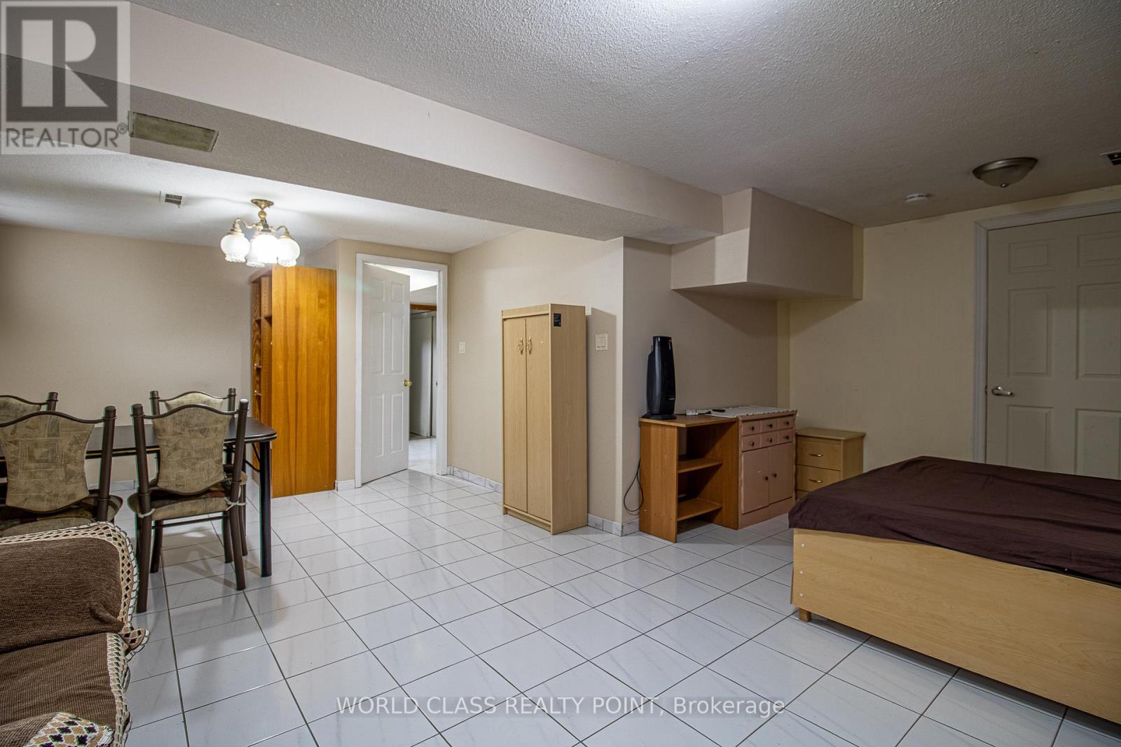 3209 Weston Road, Toronto, Ontario  M9M 2T4 - Photo 20 - W12642306