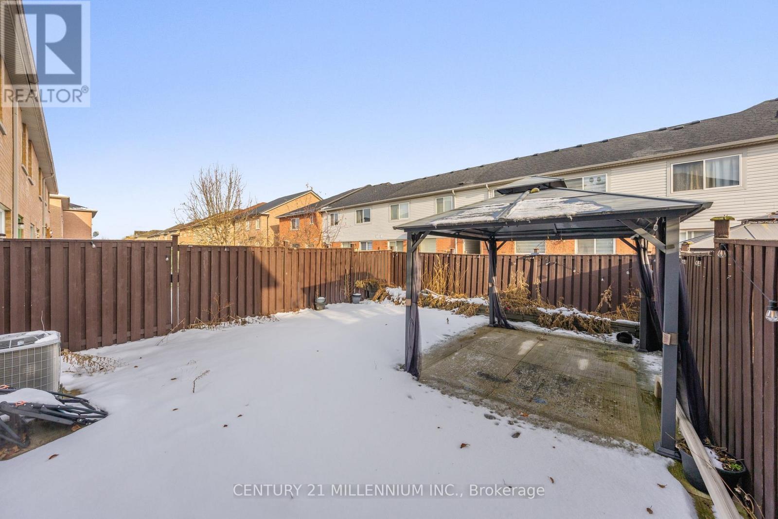 15 Tundra Swan Road, Brampton, Ontario  L6R 3L4 - Photo 24 - W12642342