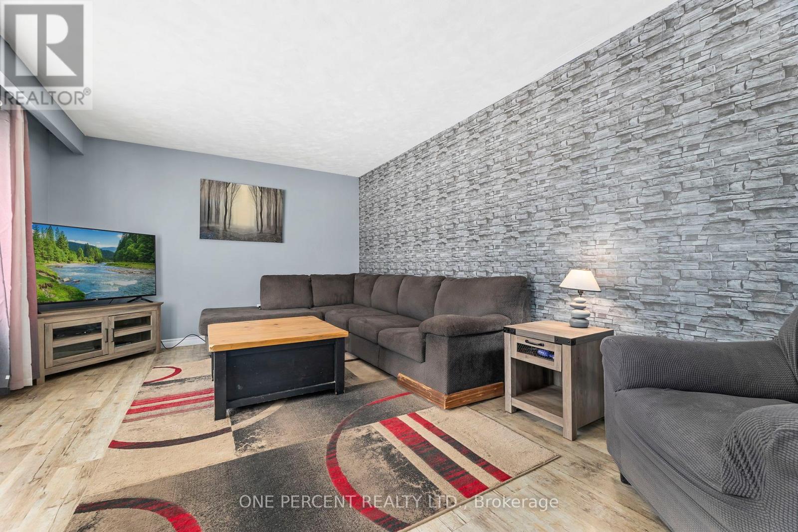 6077 Hwy 35, Kawartha Lakes, Ontario  K0M 1N0 - Photo 10 - X12642316