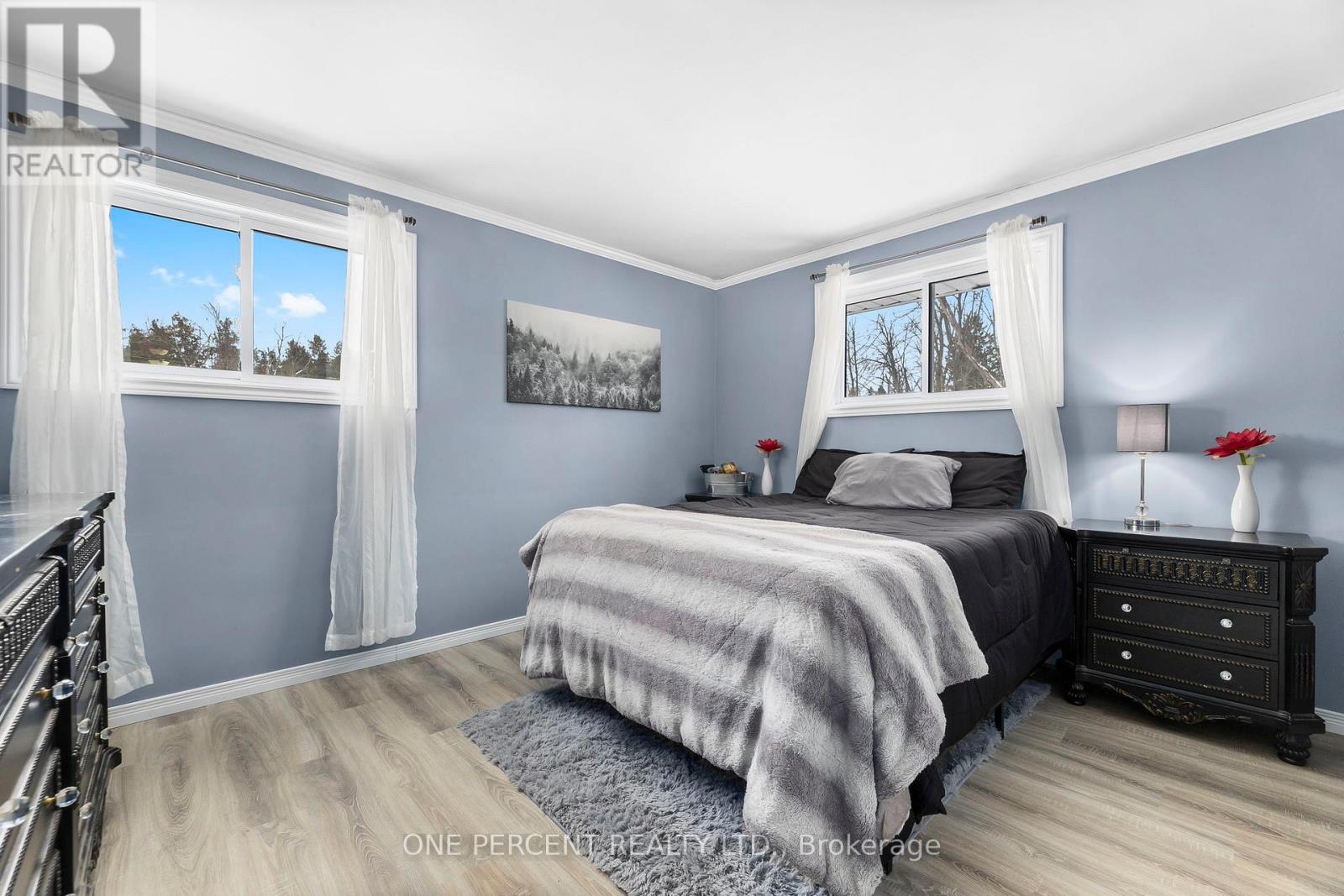 6077 Hwy 35, Kawartha Lakes, Ontario  K0M 1N0 - Photo 11 - X12642316