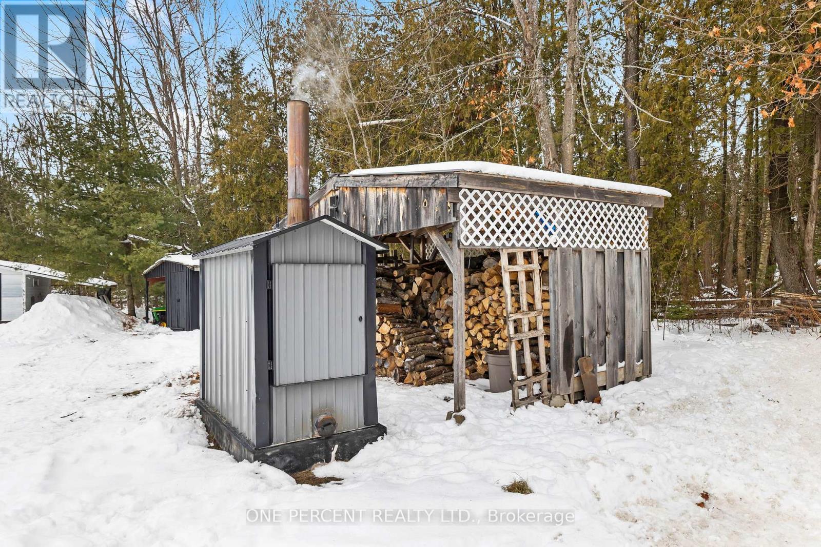 6077 Hwy 35, Kawartha Lakes, Ontario  K0M 1N0 - Photo 23 - X12642316