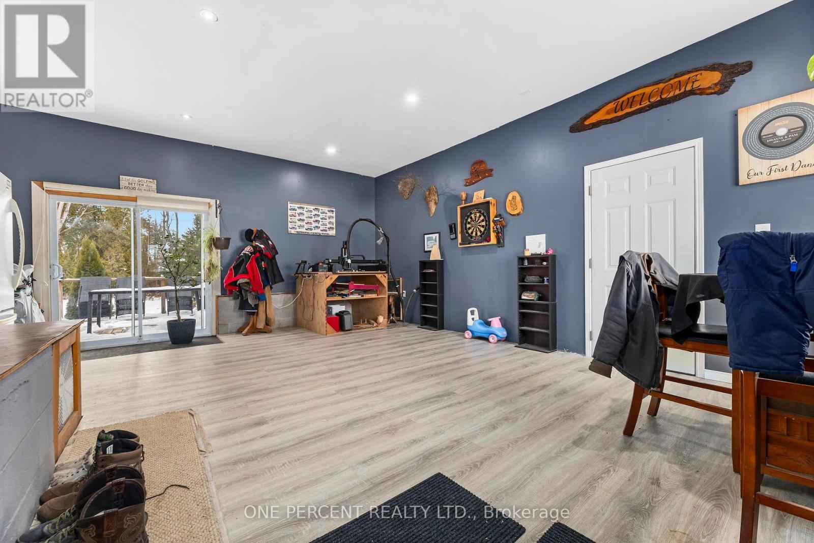 6077 Hwy 35, Kawartha Lakes, Ontario  K0M 1N0 - Photo 25 - X12642316