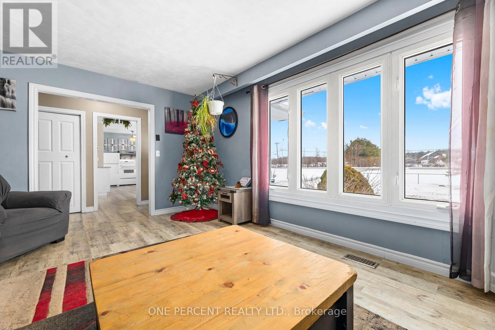 6077 Hwy 35, Kawartha Lakes, Ontario  K0M 1N0 - Photo 9 - X12642316