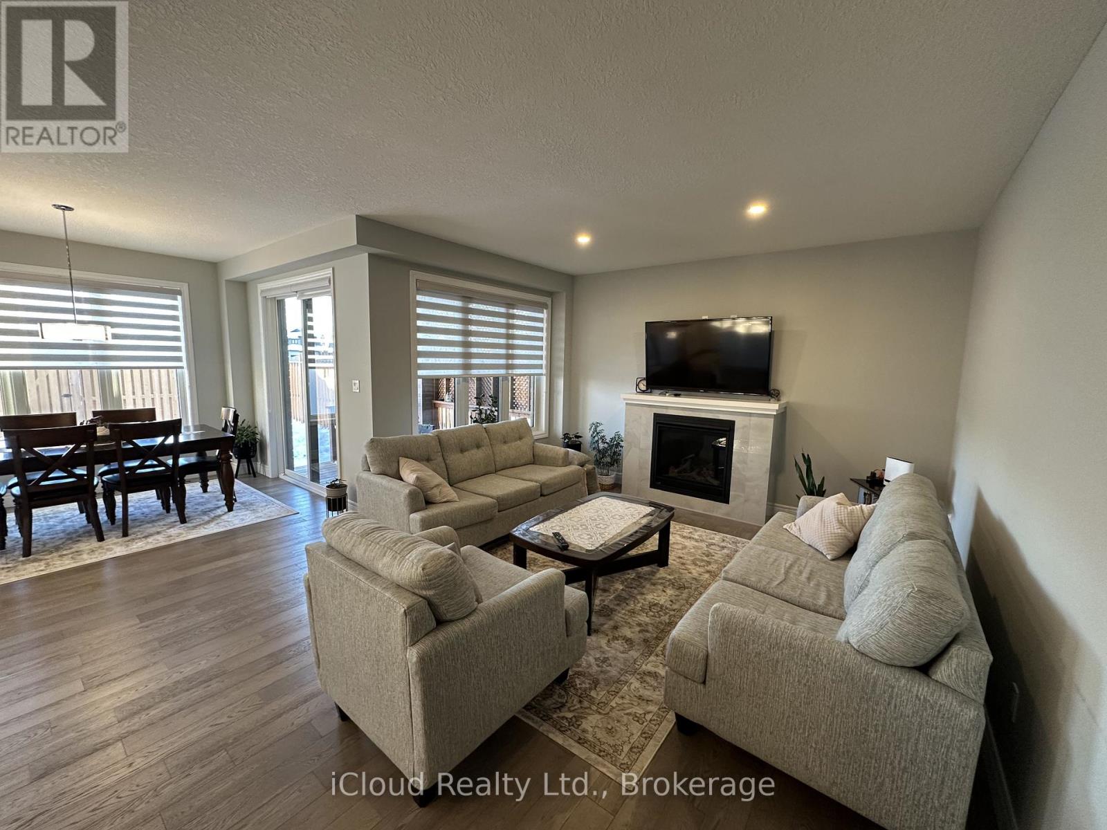 106 Queensgate Crescent, Woolwich, Ontario  N0B 1M0 - Photo 10 - X12642326