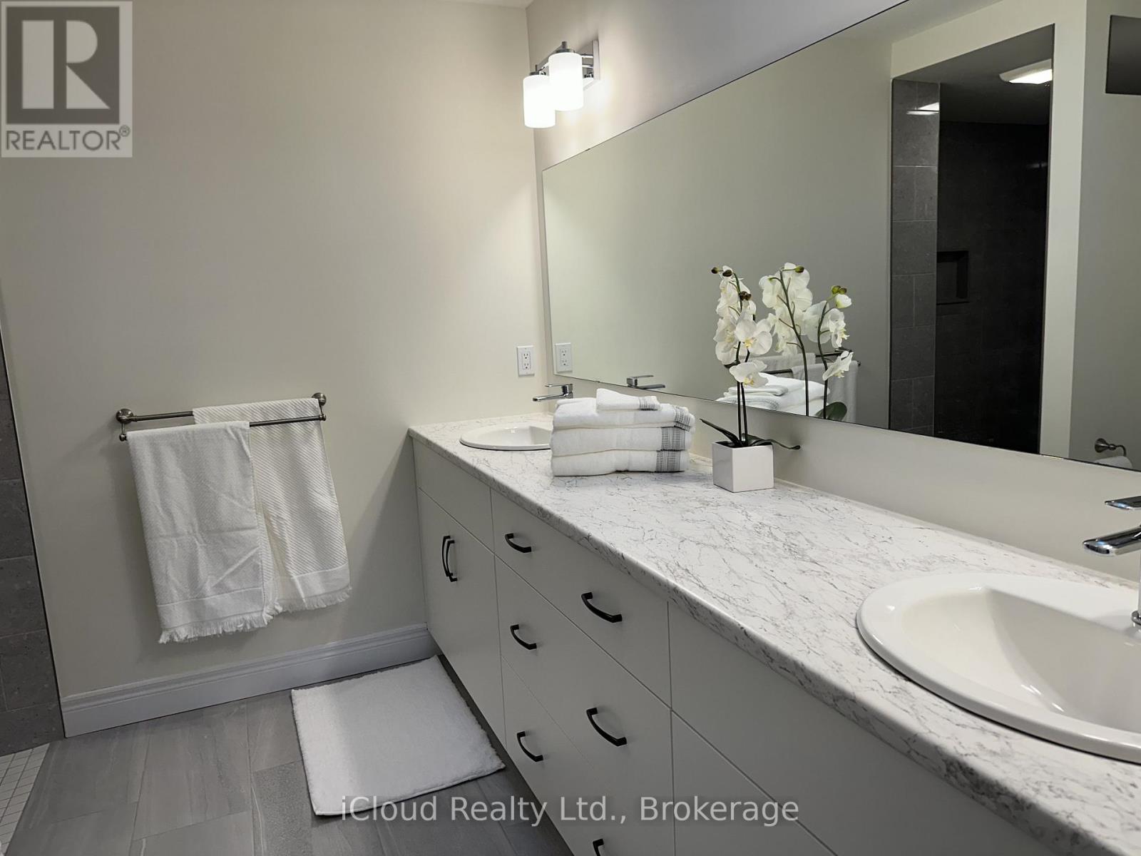 106 Queensgate Crescent, Woolwich, Ontario  N0B 1M0 - Photo 21 - X12642326