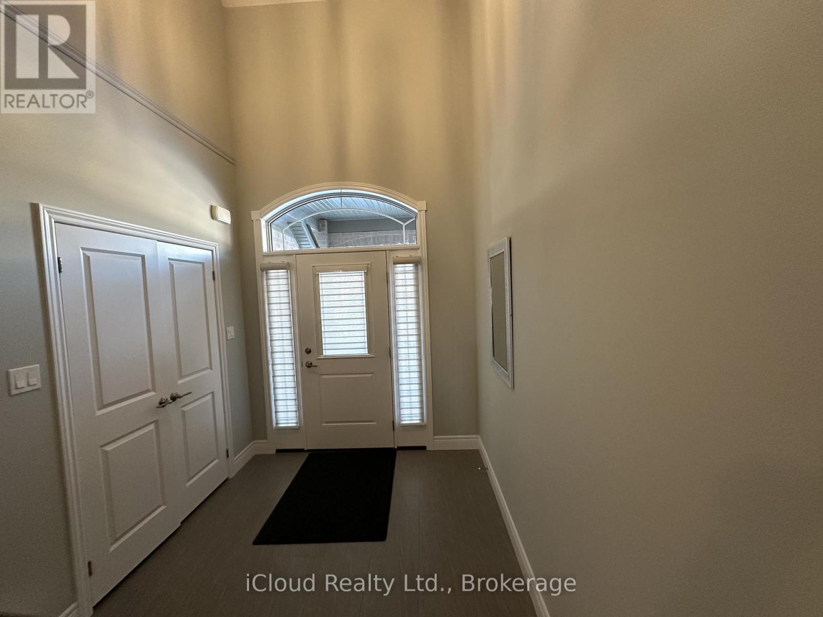 106 Queensgate Crescent, Woolwich, Ontario  N0B 1M0 - Photo 3 - X12642326