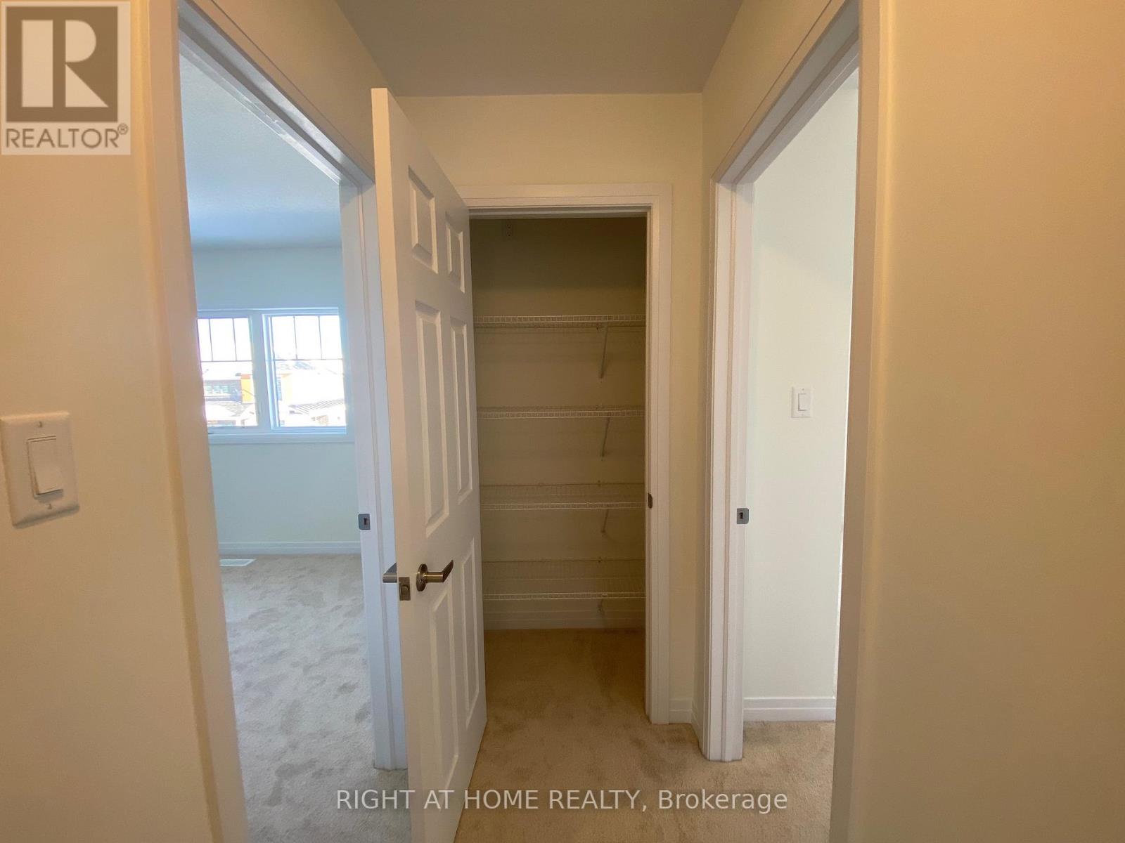 74 Witteveen Drive, Brantford, Ontario  N3T 0S3 - Photo 22 - X12642336