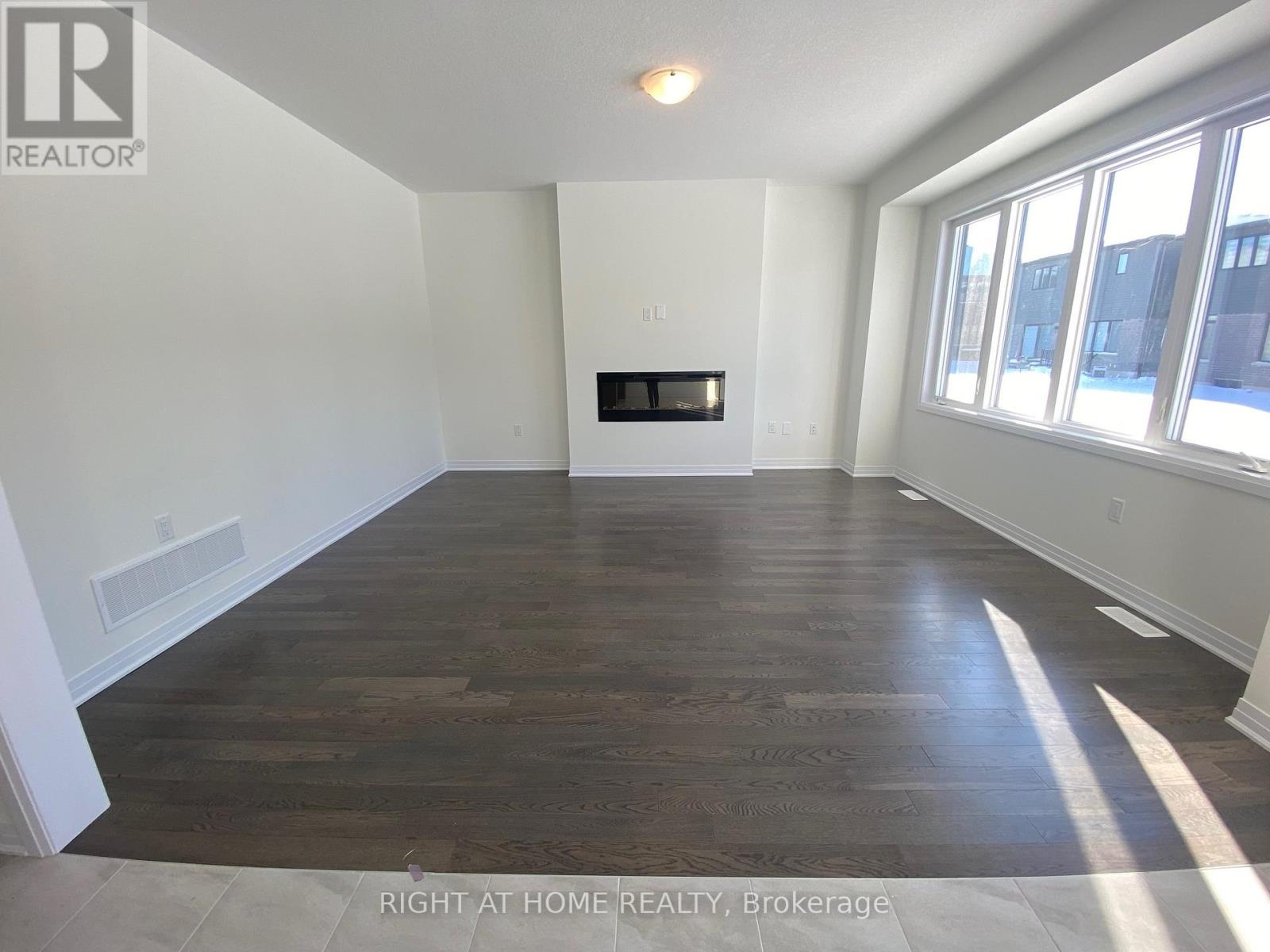 74 Witteveen Drive, Brantford, Ontario  N3T 0S3 - Photo 7 - X12642336