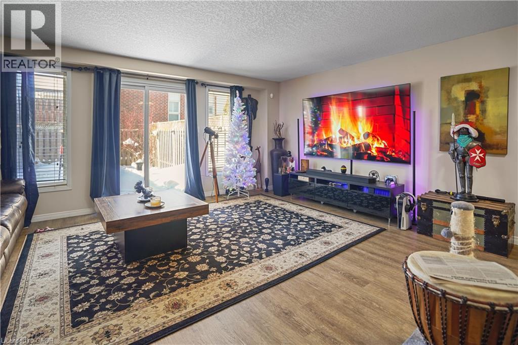 153 Donnenwerth Drive, Kitchener, Ontario  N2E 4C8 - Photo 9 - 40792986