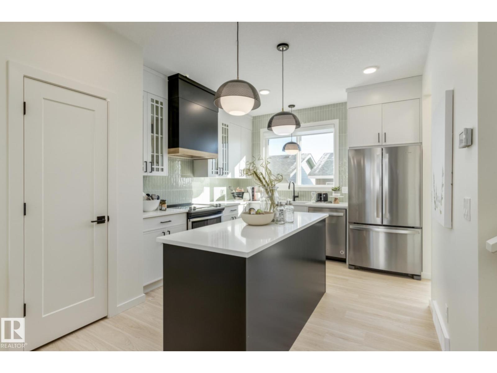 7102 50A AV, Beaumont, Alberta