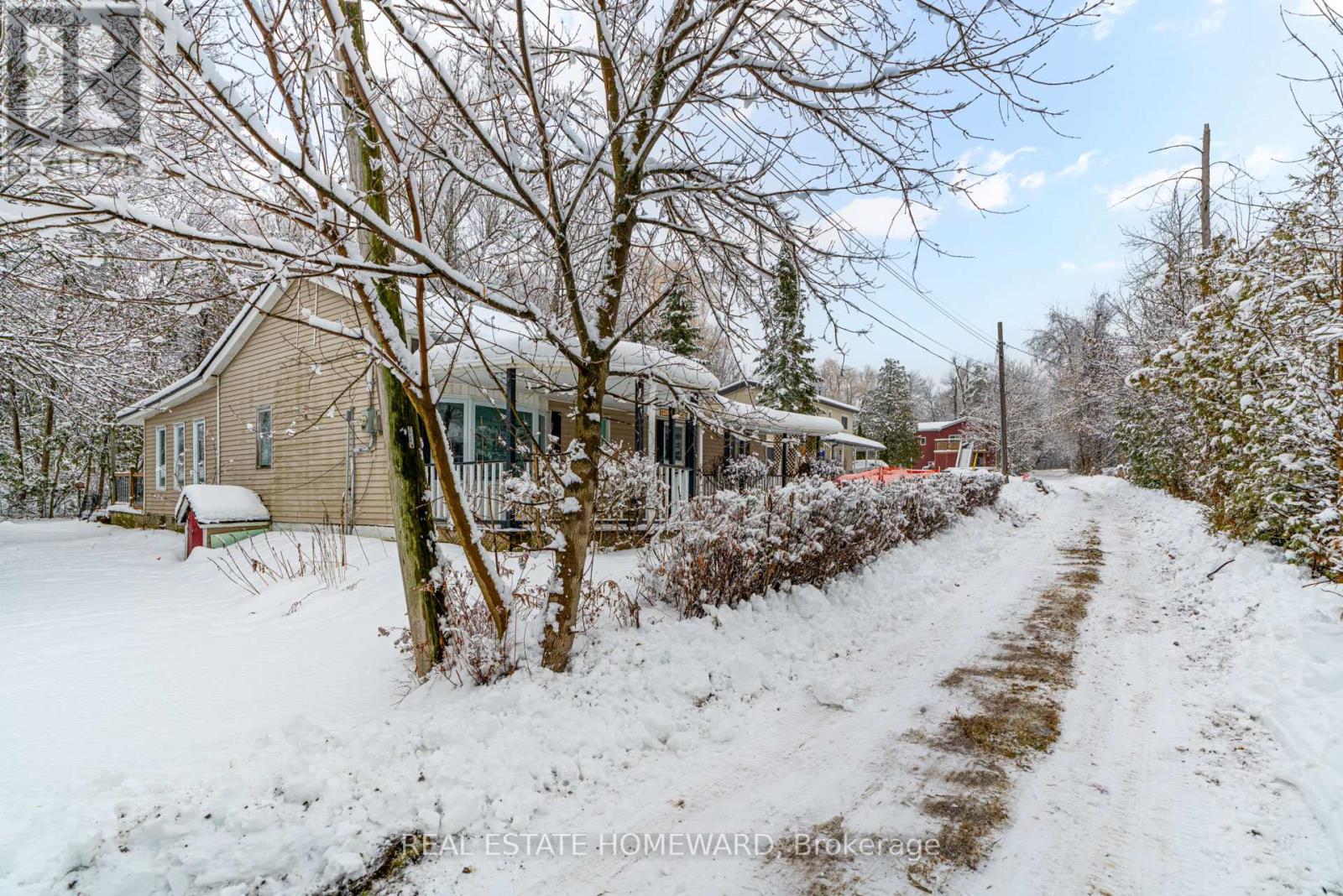 11 Dover Lane, Scugog, Ontario  L0B 1E0 - Photo 2 - E12642348
