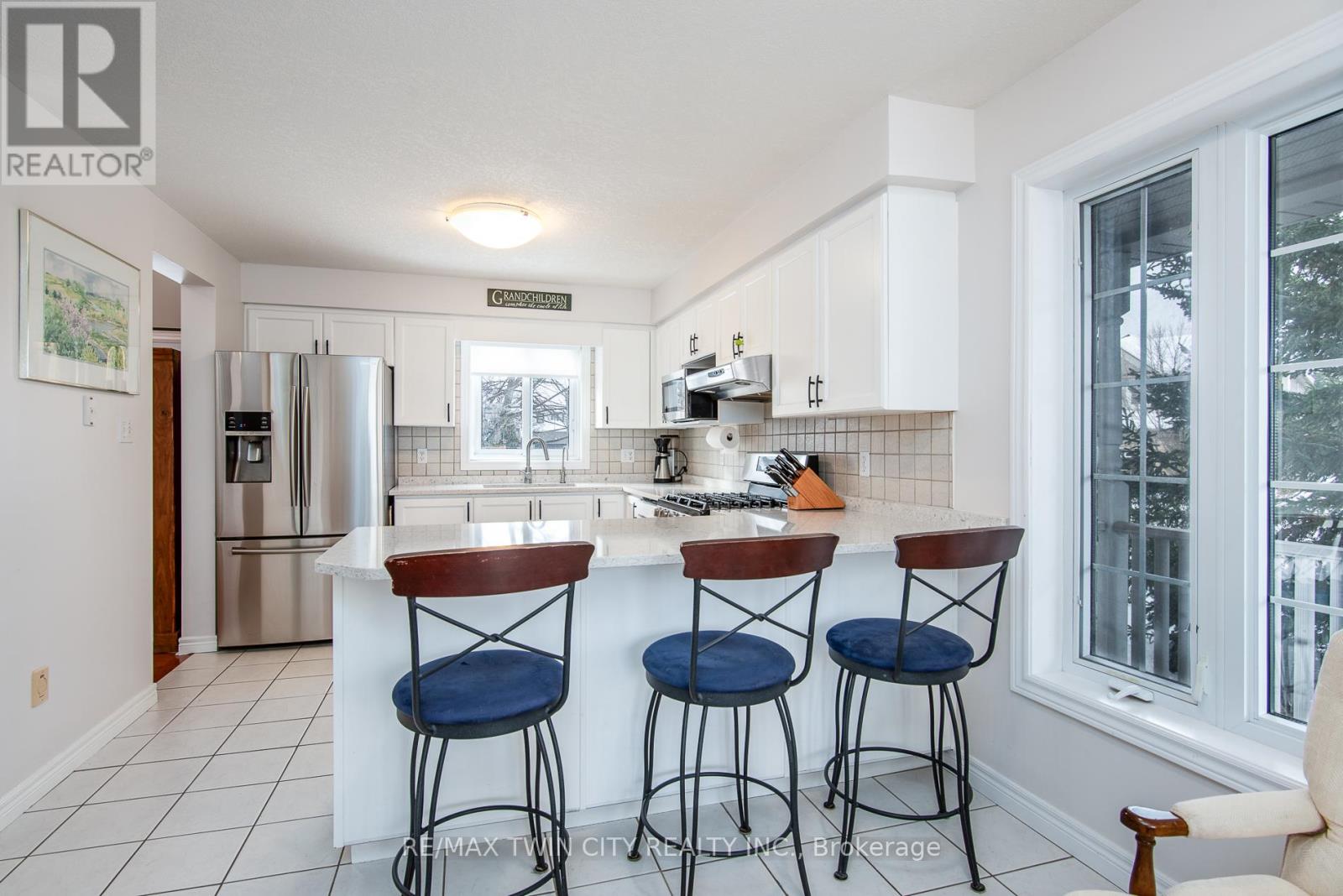 148 Winding Wood Crescent, Kitchener, Ontario  N2P 2L6 - Photo 20 - X12642346