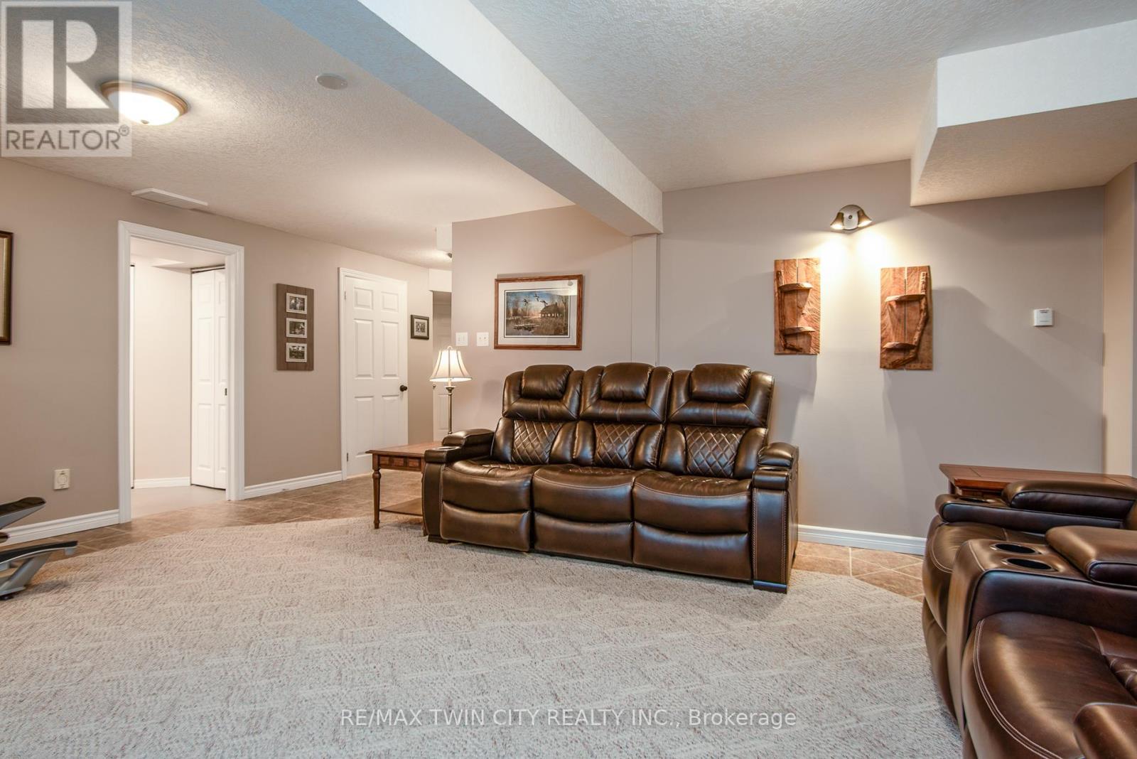 148 Winding Wood Crescent, Kitchener, Ontario  N2P 2L6 - Photo 39 - X12642346